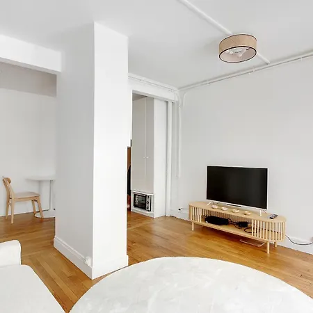 דירה New Near Montparnasse In 15 פריז