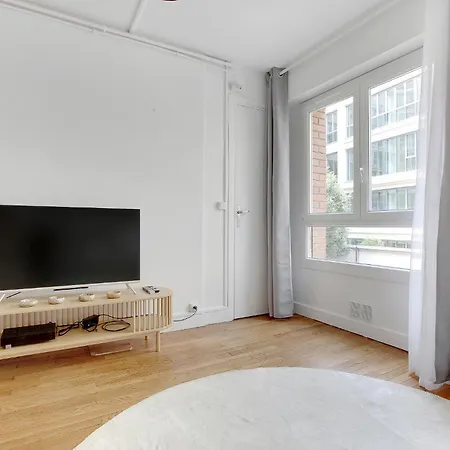 דירה New Near Montparnasse In 15