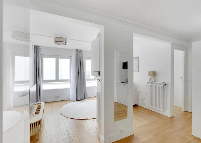New Near Montparnasse In 15 * פריז