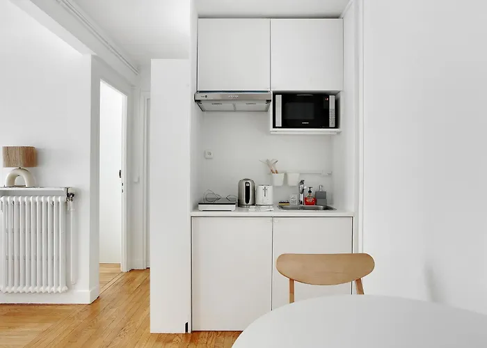 New Near Montparnasse In 15 דירה *